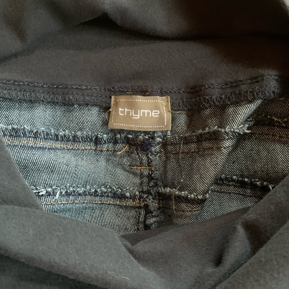 Thyme Maternity Capris - Dark Wash Jeans - Sz Med - Picture 5 of 8